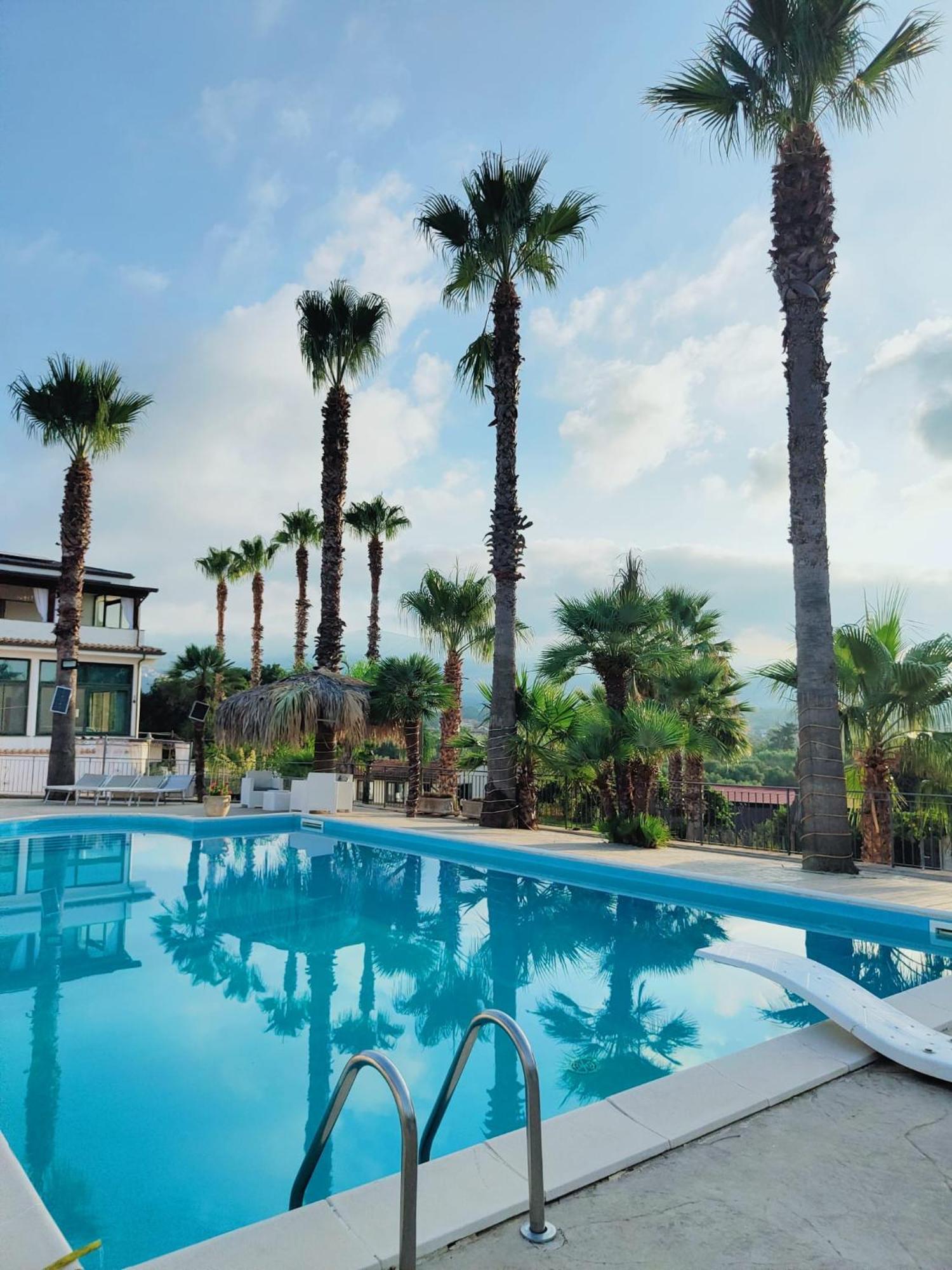 Palm House Bed and Breakfast Lamezia Terme Buitenkant foto